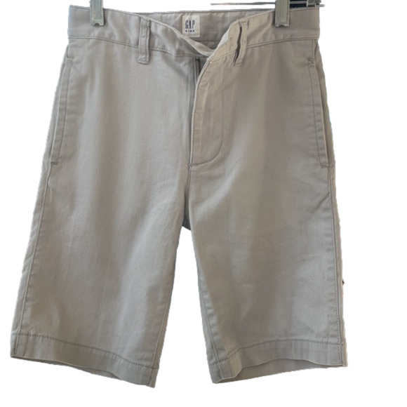 🌿 Boys GAP shorts, khaki’s 10 slim🌿 - Picture 1 of 5